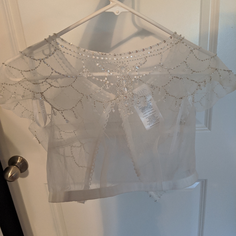 Wedding dress topper